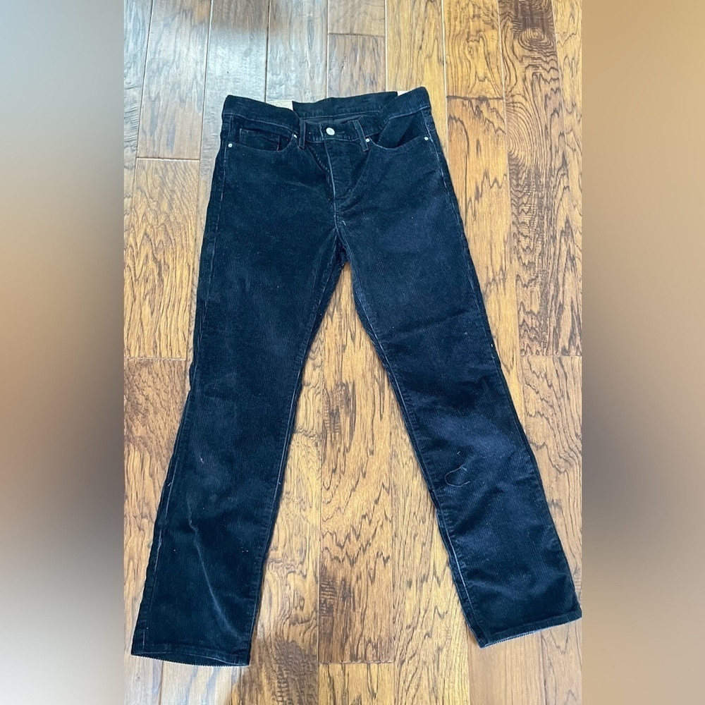 Levis 314 Womens Shaping Straight Corduroy Black Pants, Size 31x30